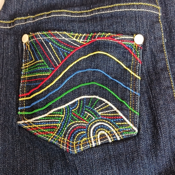 Coogi Embroidered Dark Wash Jeans Sz 13/14 NWOT - Picture 7 of 16